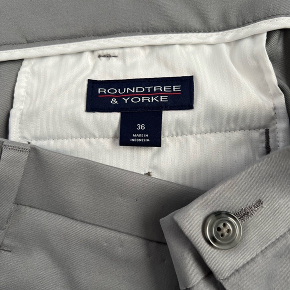 Men's Gray Shorts - Picture 3 of 3